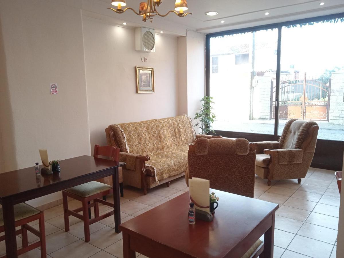 Thiamis Guesthouse Doliana Exteriér fotografie