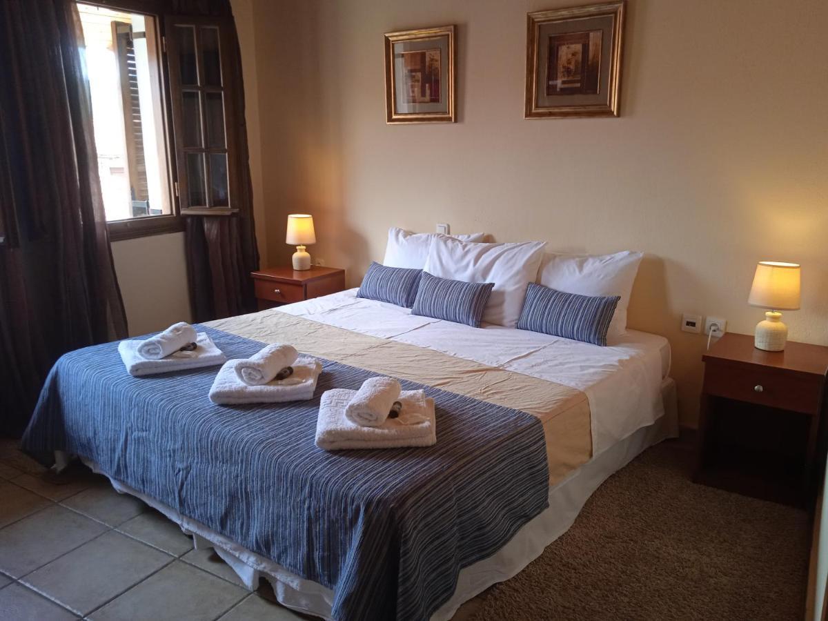 Thiamis Guesthouse Doliana Exteriér fotografie